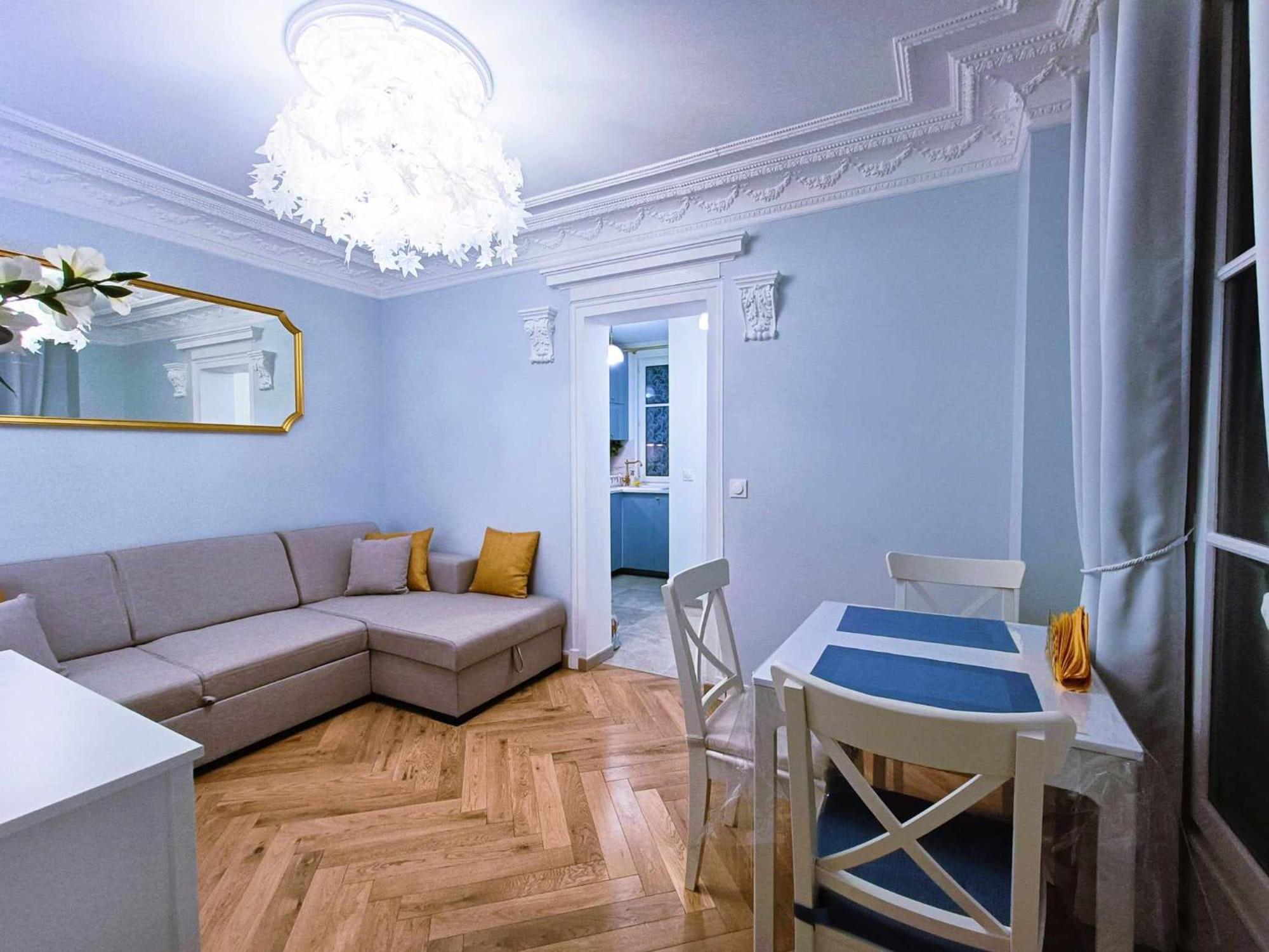 Au Petit Trianon Bleu Apartment แวร์ซาย ภายนอก รูปภาพ